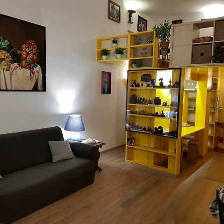 Graziella 27 Apartment Naples Luaran gambar